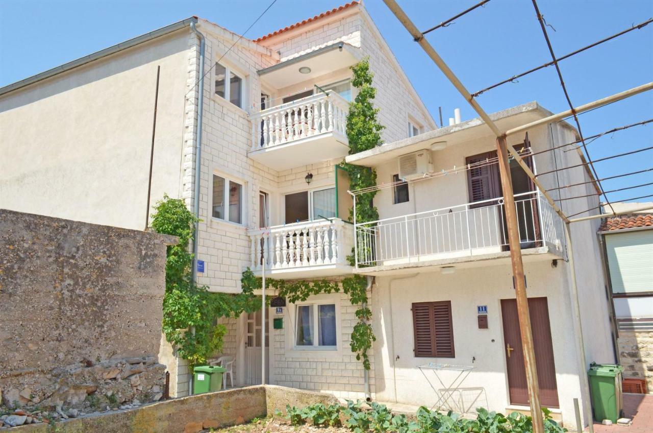 Apartments Jurica Primošten Exterior foto